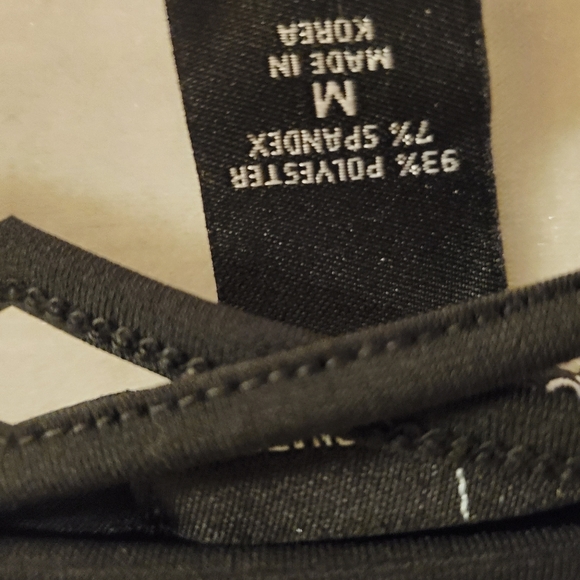 Black dress - Picture 4 of 4